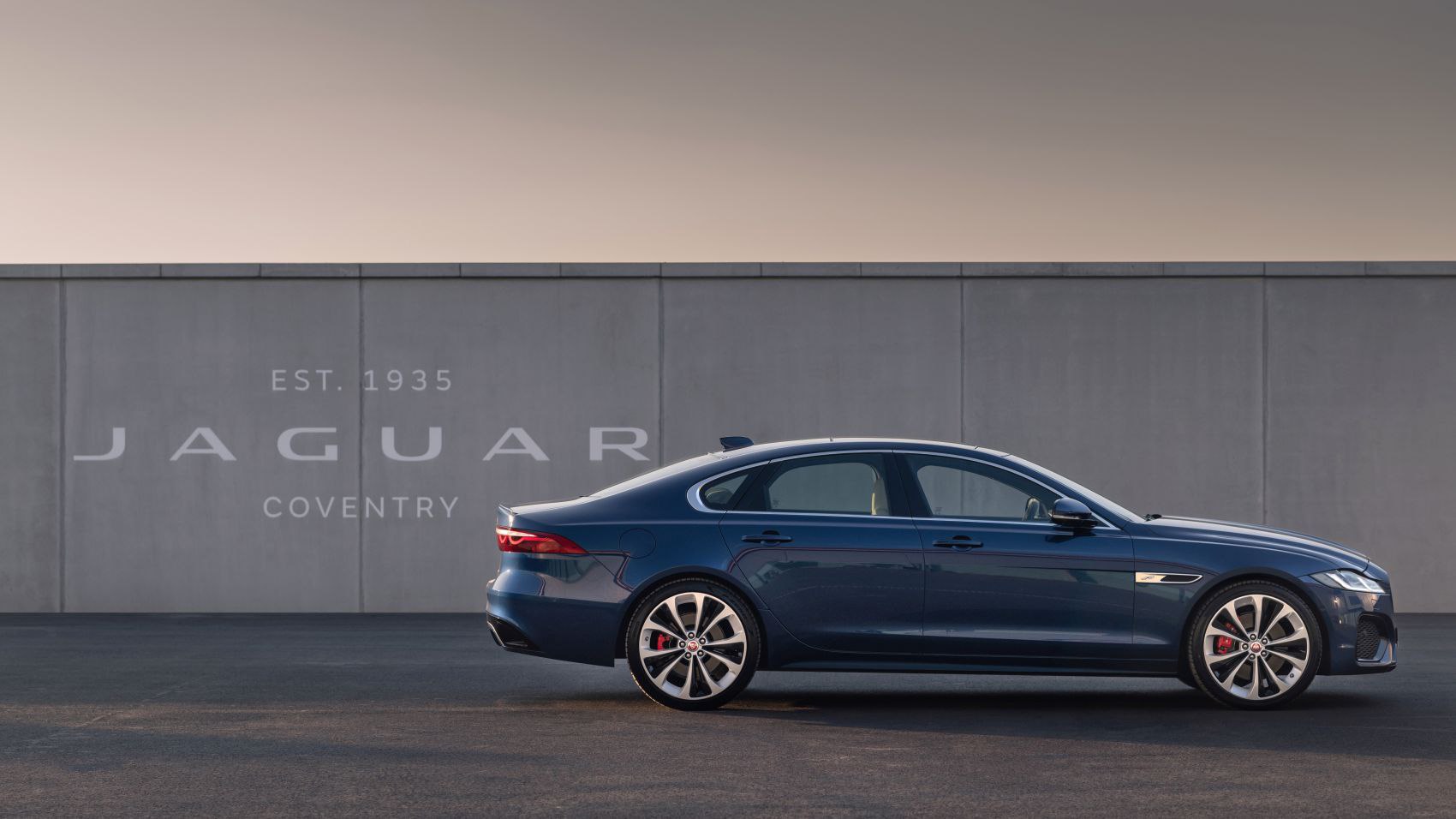 Jaguar xf x260